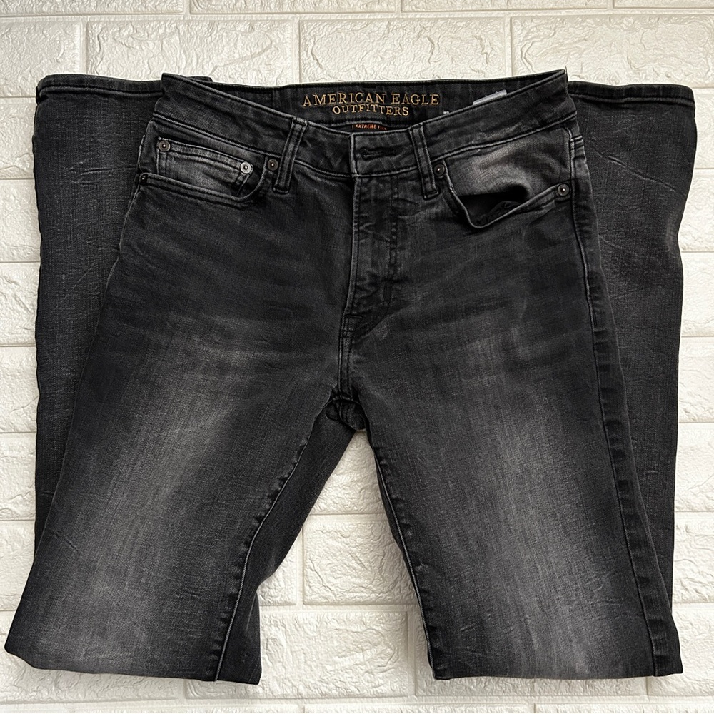 Black American Eagle Slim Straight Jeans
